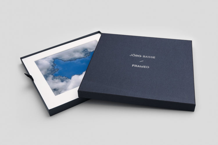 Jörg Sasse. Framed - Artist Edition