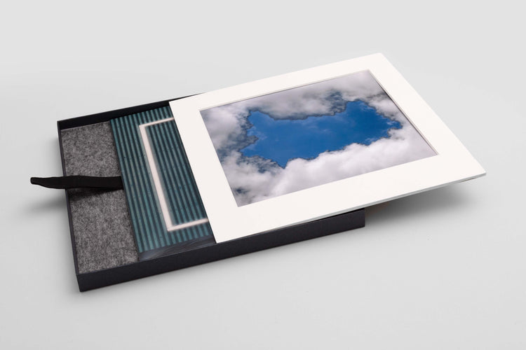 Jörg Sasse. Framed - Artist Edition